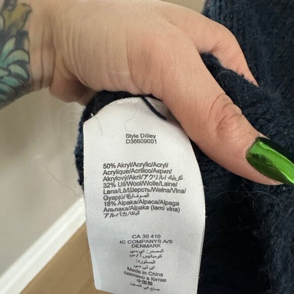 Matinique Dilley Wool Blend Knit Sweater Navy Blue with Front Pocket - Picture 5 of 5